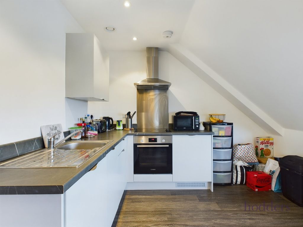 Property photo 2 of 11 Picture No. 20