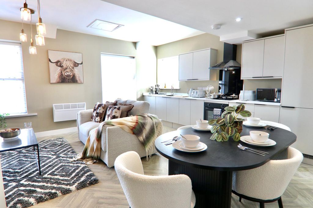 Property photo 1 of 21 Stylish Two Bedroom Apartment Â€“ Old Ben Johnson Development, Wigan (Wn3)