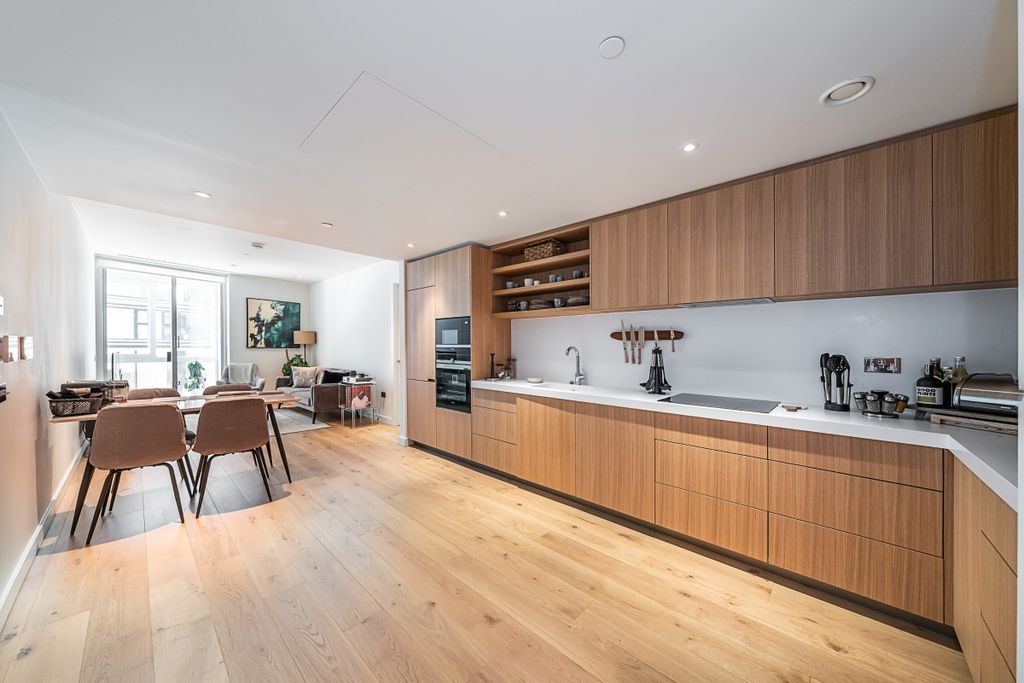 Property photo 1 of 21 306-Wilshire-Hous...