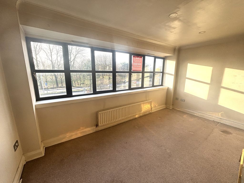 Property photo 2 of 8 2.Jpg