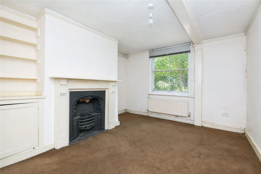 Property photo 2 of 10 Picture No. 04