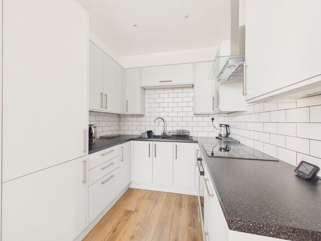 Property photo 3 of 13 Picture No. 21