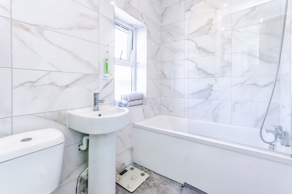 Property photo 2 of 9 Pbox-Img.Jpg