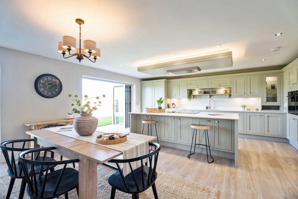 Property photo 3 of 12 Picture No. 23