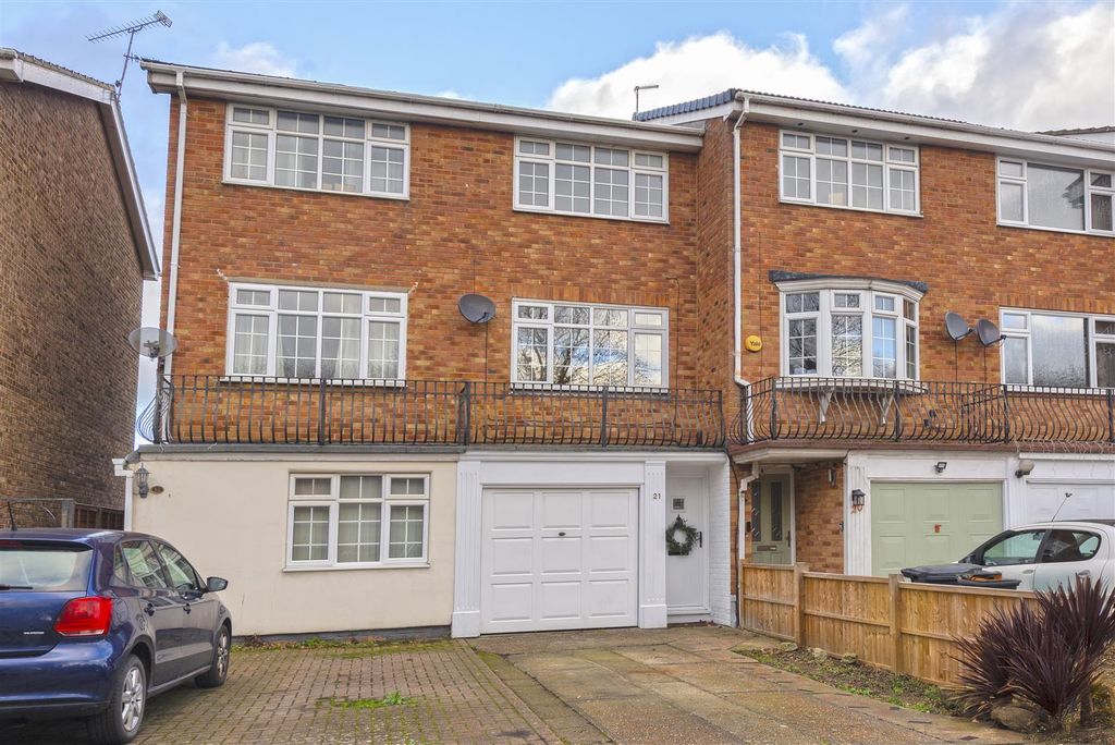 Property photo 1 of 15 21Lakeside01.Jpg