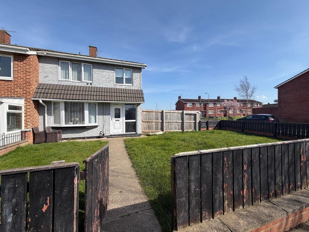 Property photo 1 of 10 External