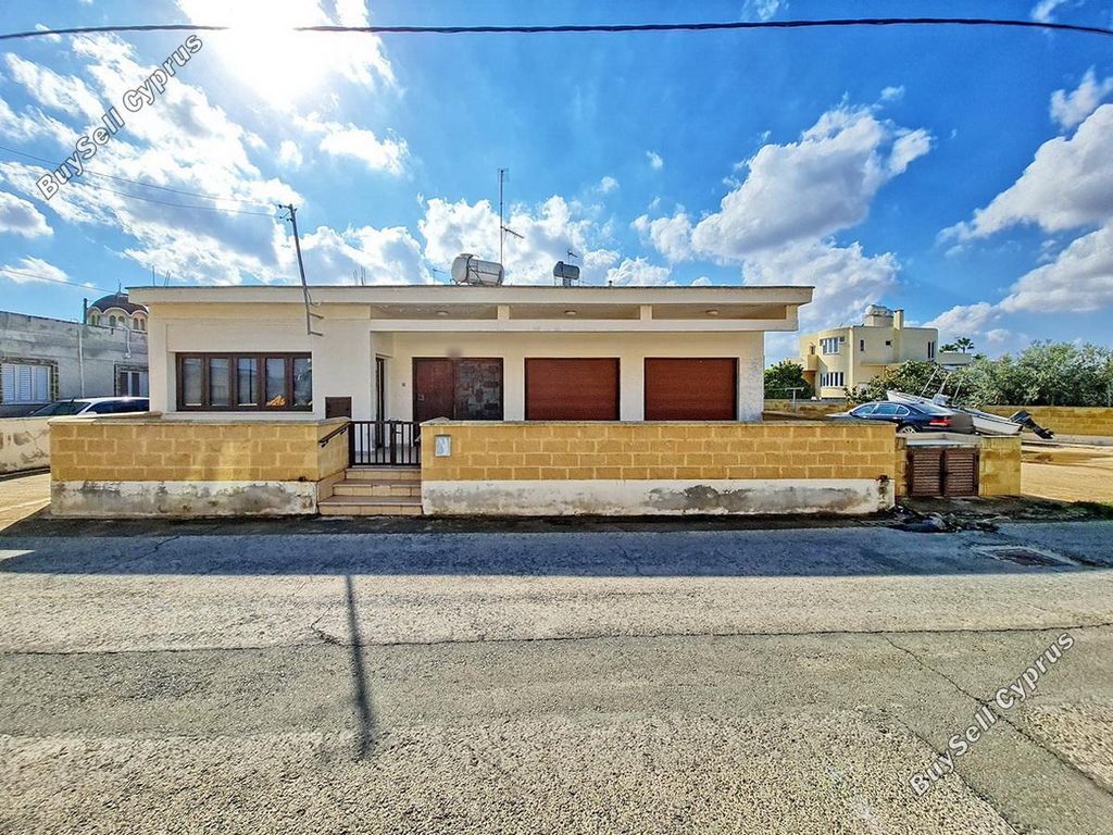 Property photo 1 of 16