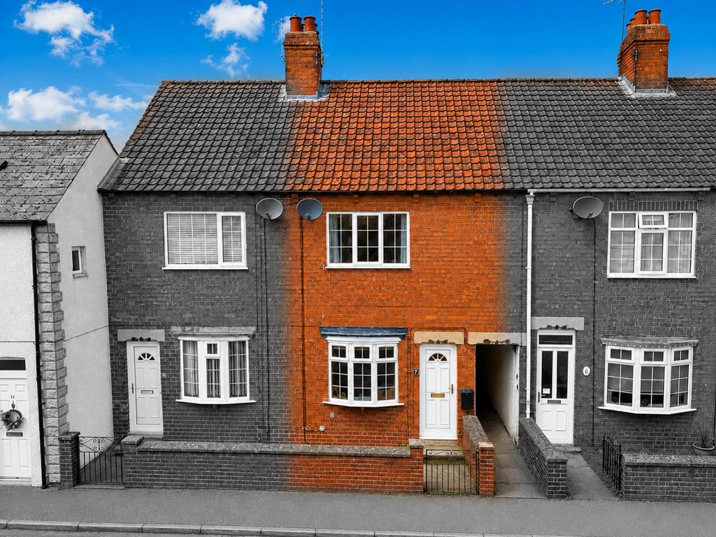 Property photo 1 of 11 Front