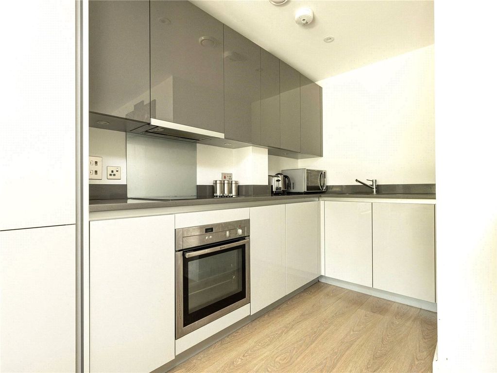 Property photo 3 of 15 Picture No. 10