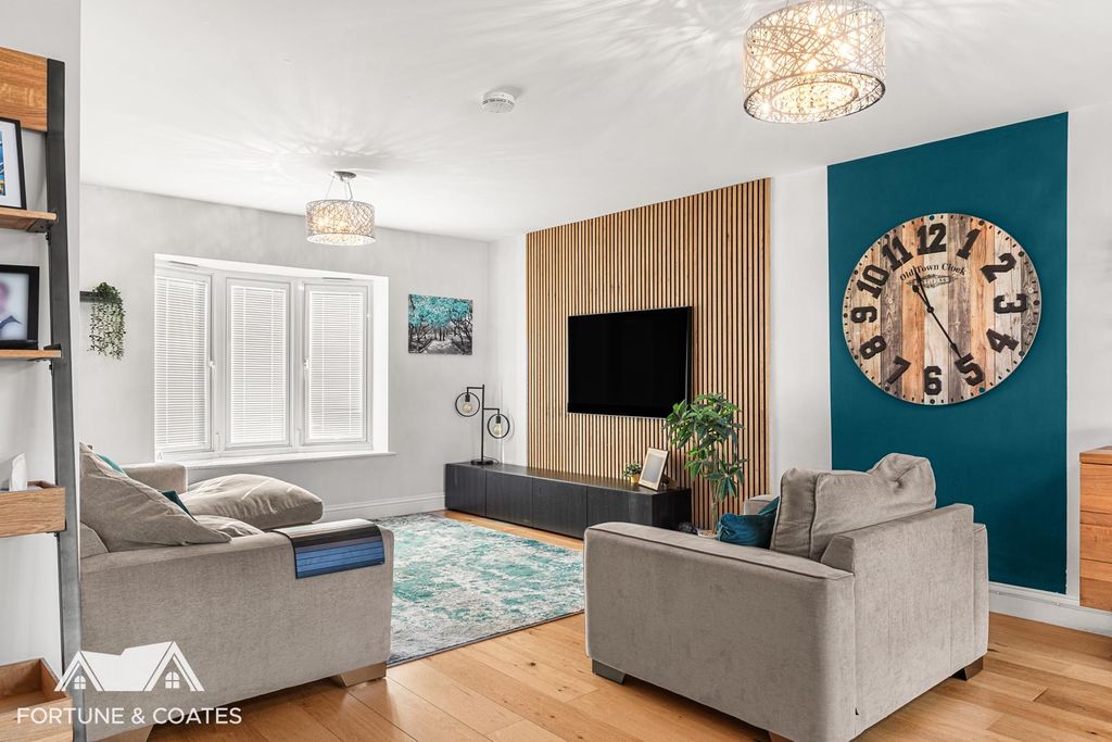 Property photo 3 of 38 Greygoosepark_24.Jpg