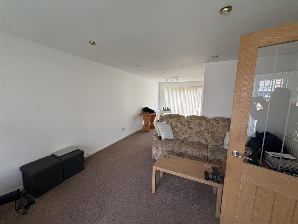 Property photo 3 of 13 Living Room