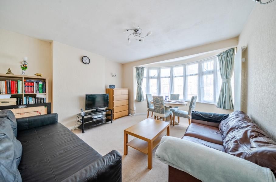 Property photo 3 of 18