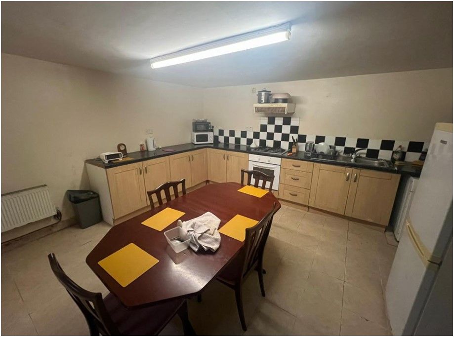 Property photo 3 of 9 Kitchen - Diner