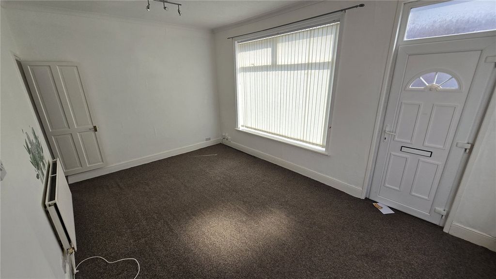 Property photo 2 of 5 Picture No. 04