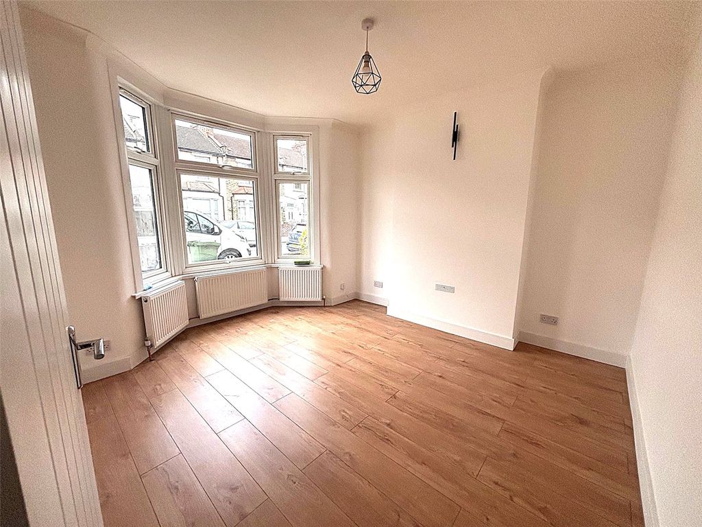 Property photo 2 of 27 Reception Room