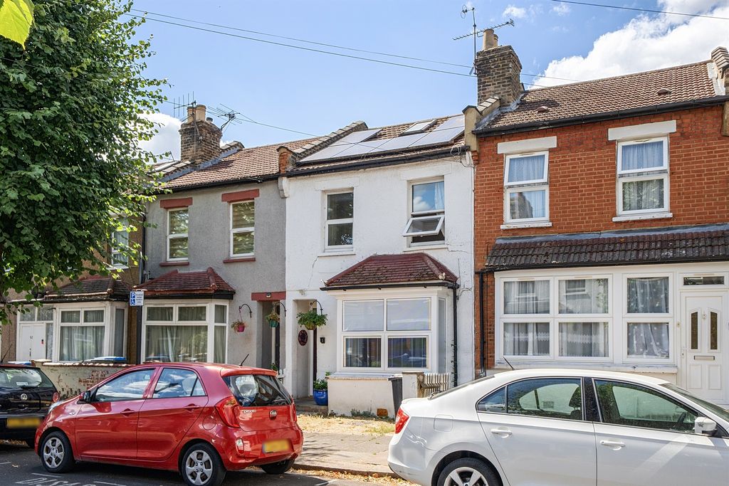 Property photo 1 of 13