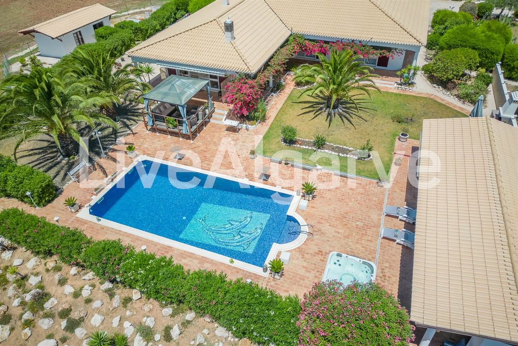 Property photo 1 of 50 Outstanding | Luxury T4 Country Villa For Sale In Bensafrim – Lagos