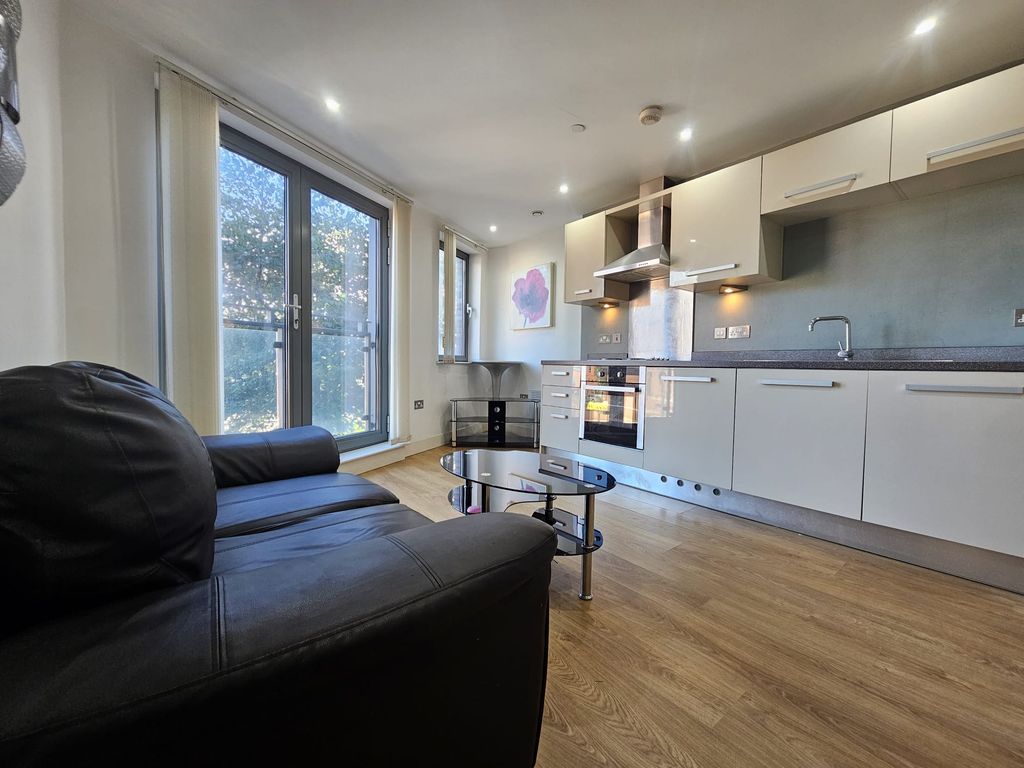 Property photo 2 of 6