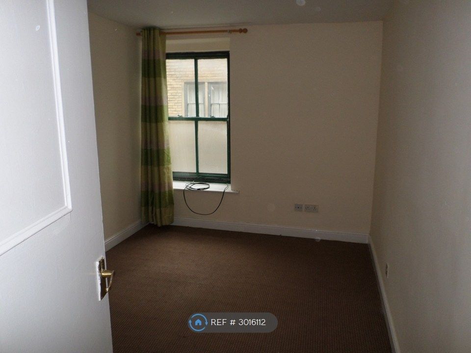 Property photo 3 of 6