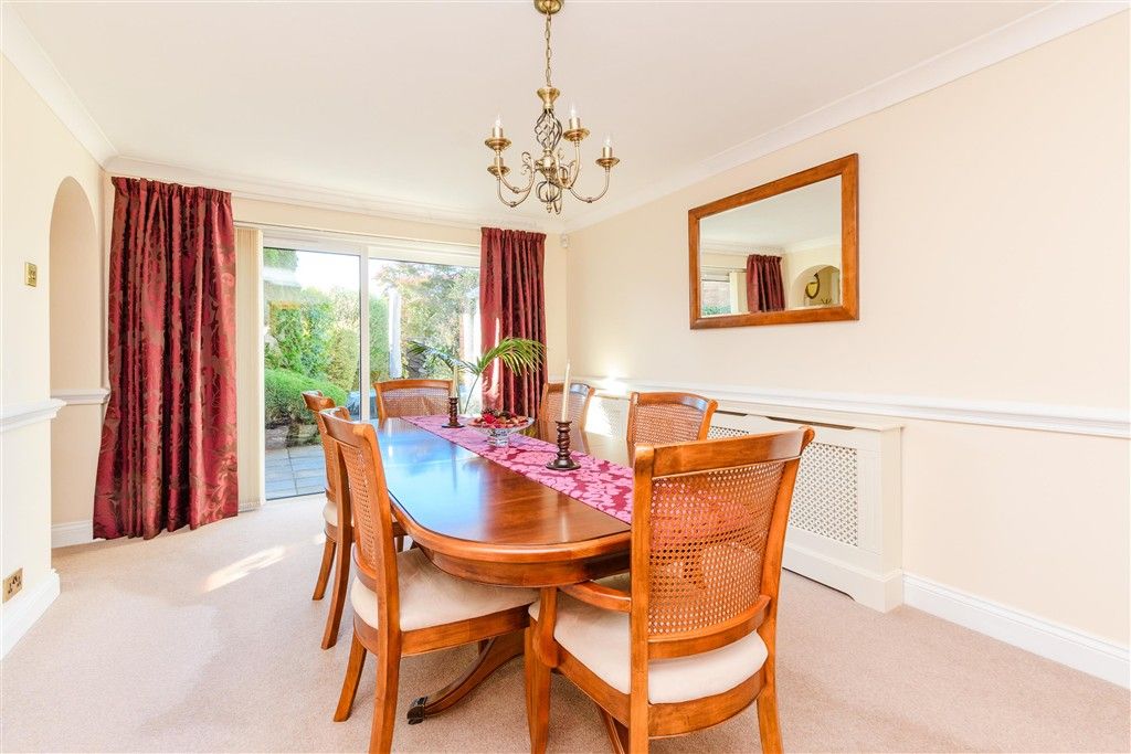 Property photo 3 of 17 Dining Room