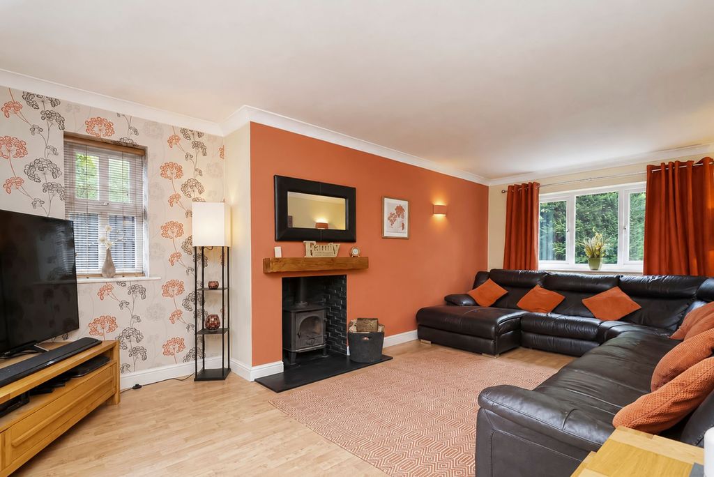 Property photo 3 of 62