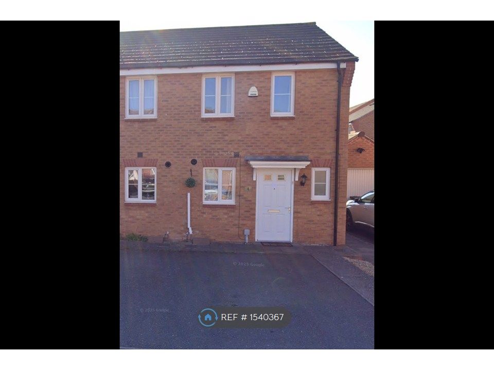 Property photo 1 of 12 House
