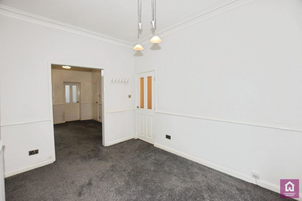 Property photo 2 of 21 Picture No. 39