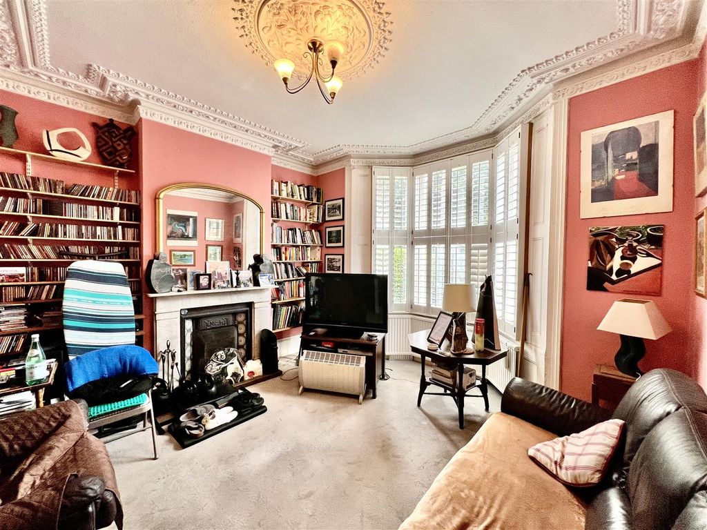 Property photo 2 of 11 Reception Room