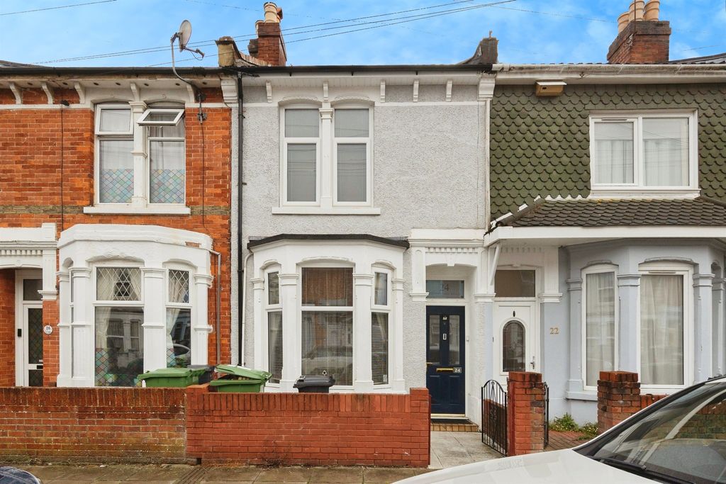 Property photo 1 of 17