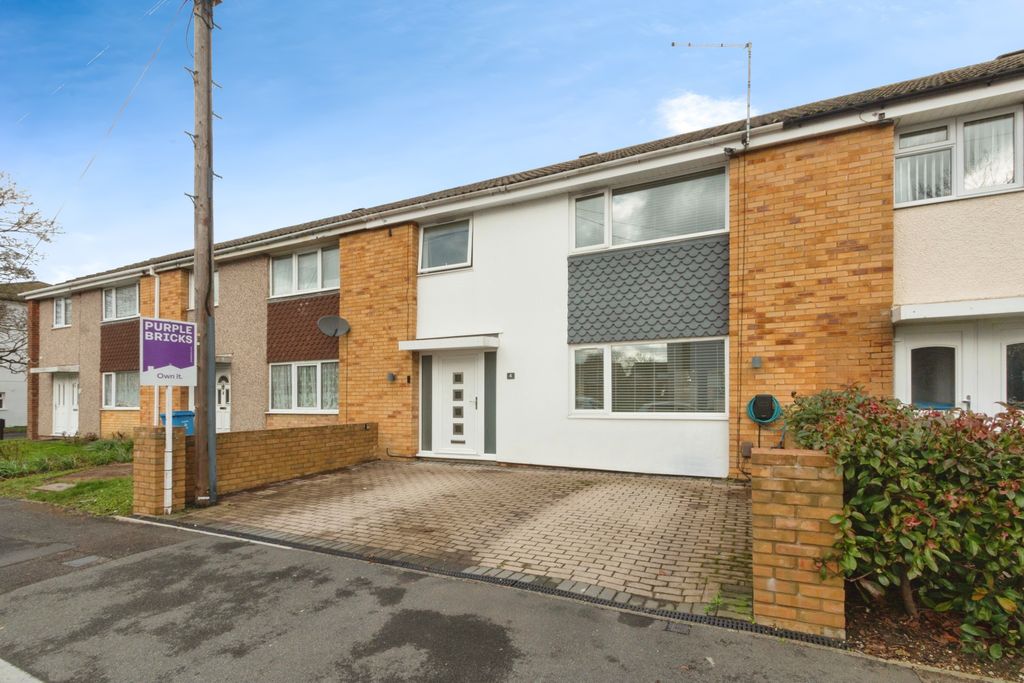 Property photo 2 of 21