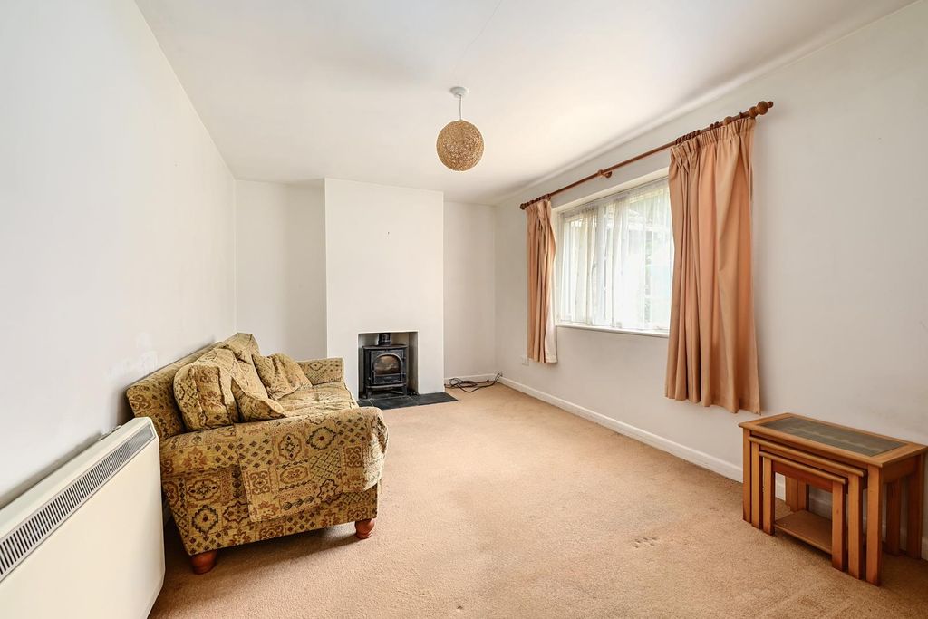 Property photo 3 of 14 Living Room