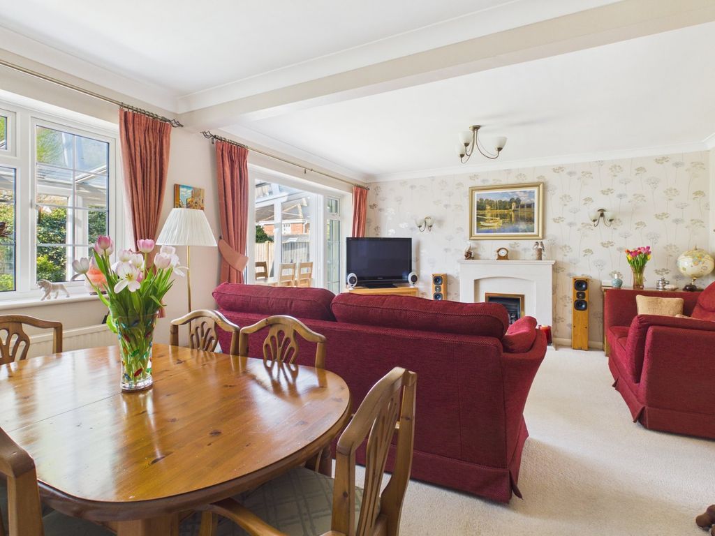 Property photo 2 of 16 Sitting Dining Room