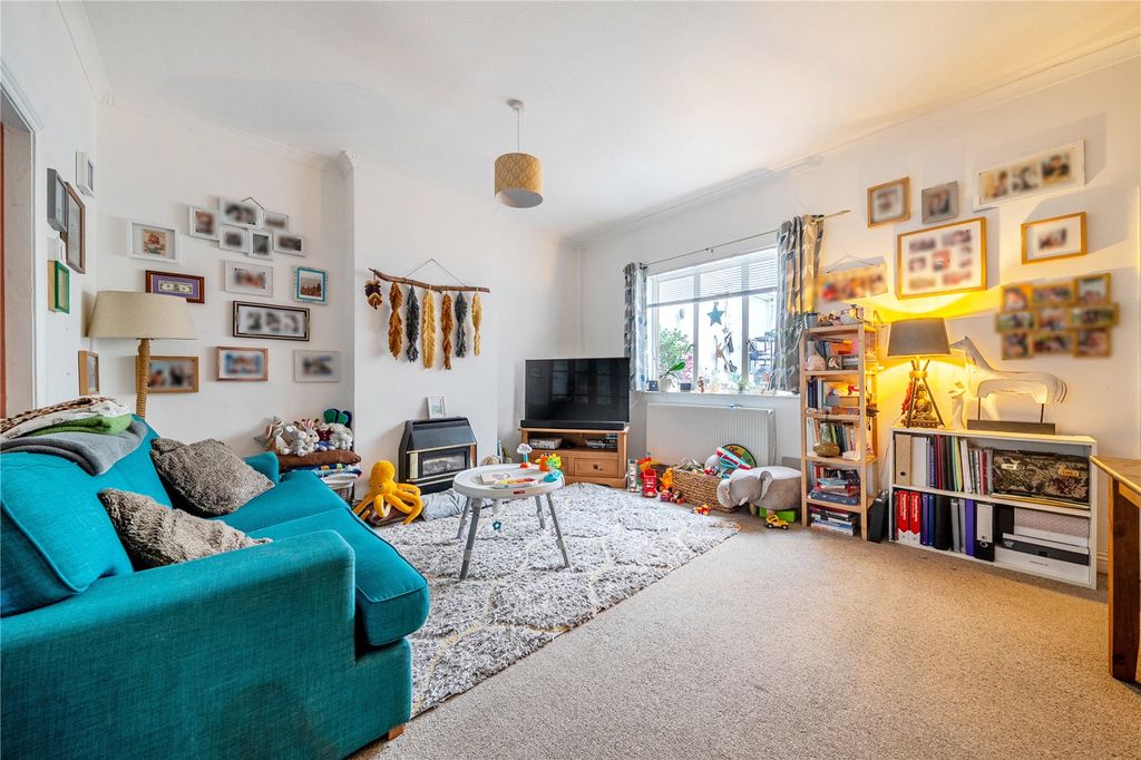 Property photo 2 of 22 Picture No. 06