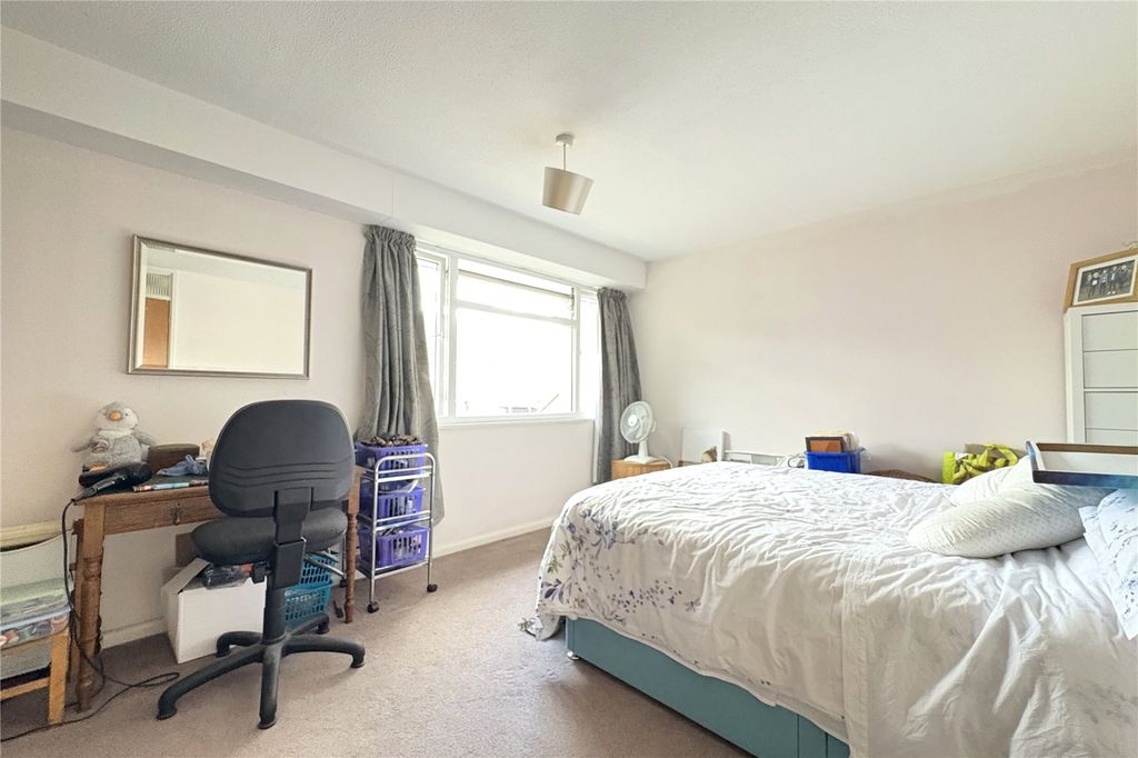Property photo 2 of 10 Picture No. 11