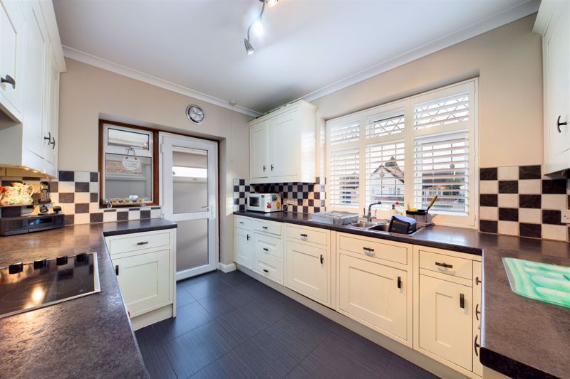 Property photo 3 of 20 Photo 11