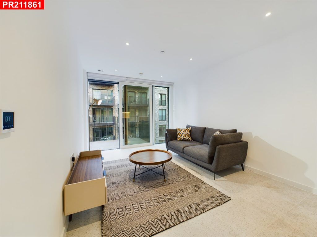 Property photo 2 of 9