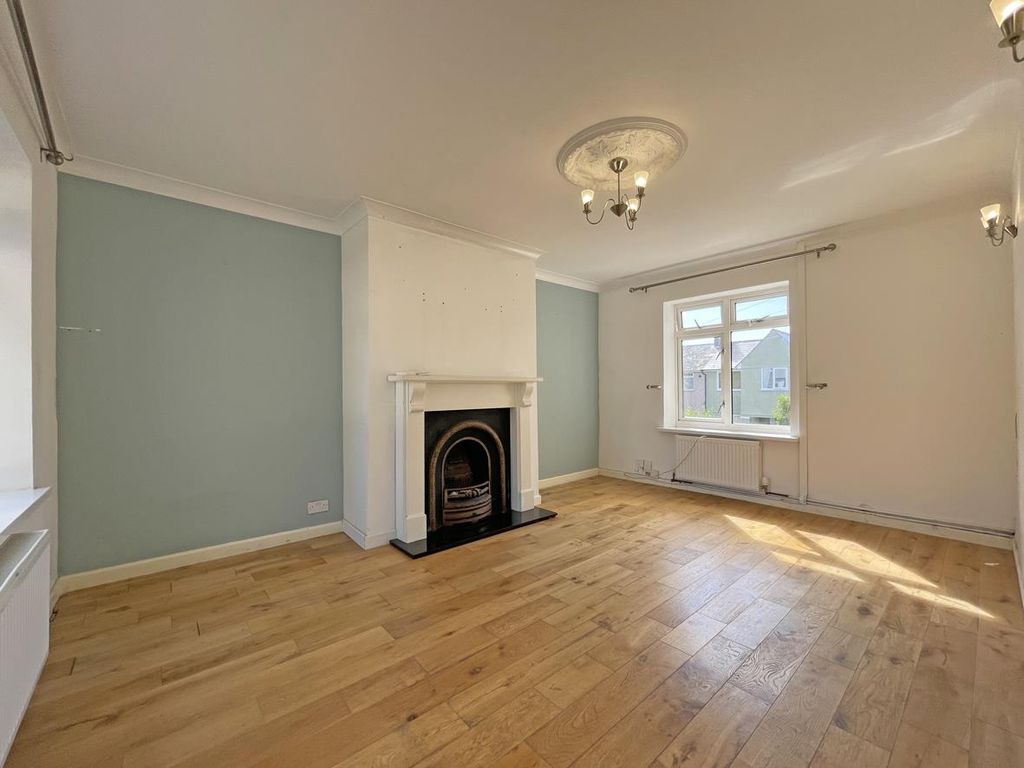 Property photo 2 of 19 Mount Gould Avenue - New Lounge 1.Jpg