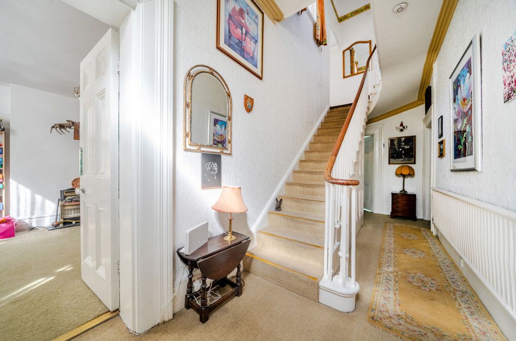 Property photo 3 of 13 1345970-24-68B87F...