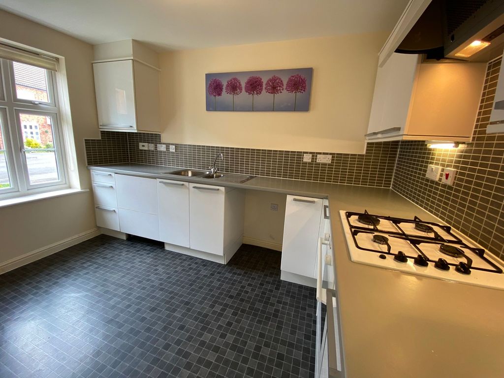 Property photo 3 of 22