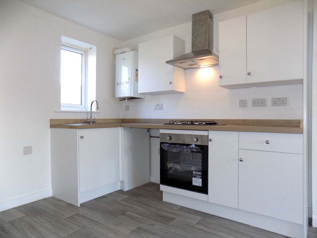 Property photo 2 of 20 Kitchen