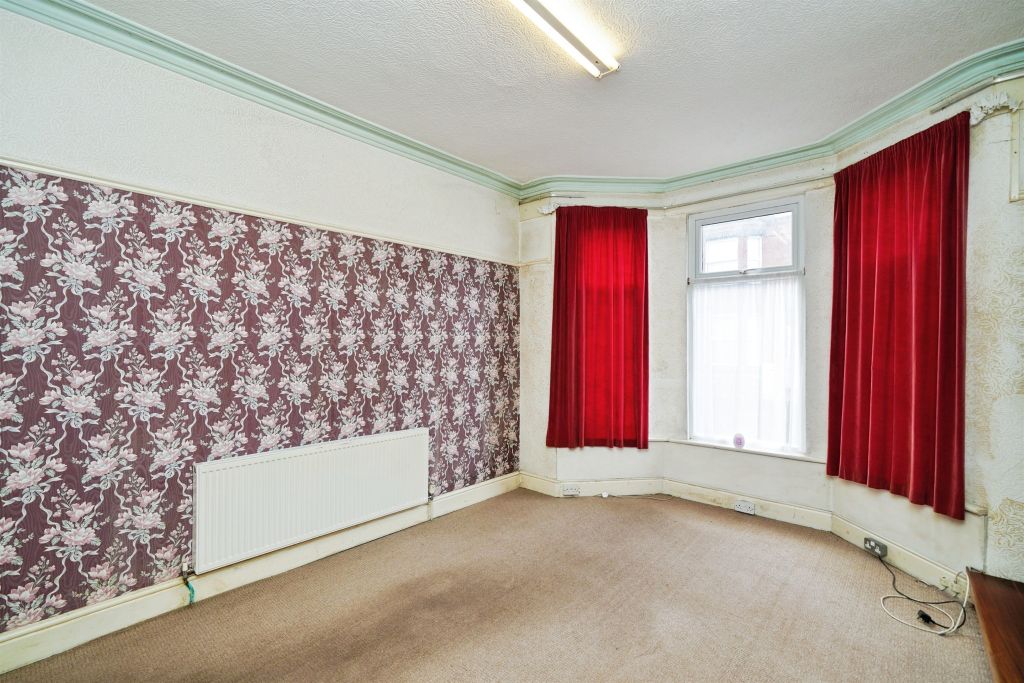 Property photo 3 of 17