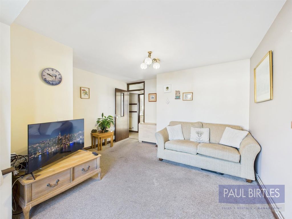 Property photo 3 of 10 Cam04378G0-Pr0217-Still001.Jpg