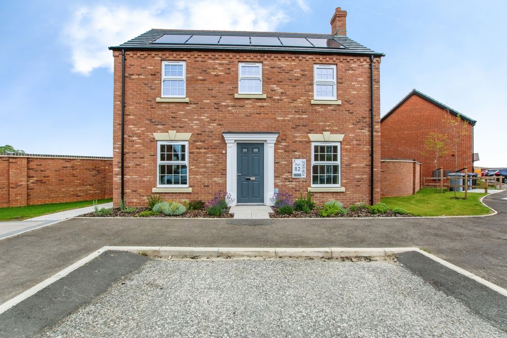 Property photo 1 of 17 Pbox-Img.Jpg