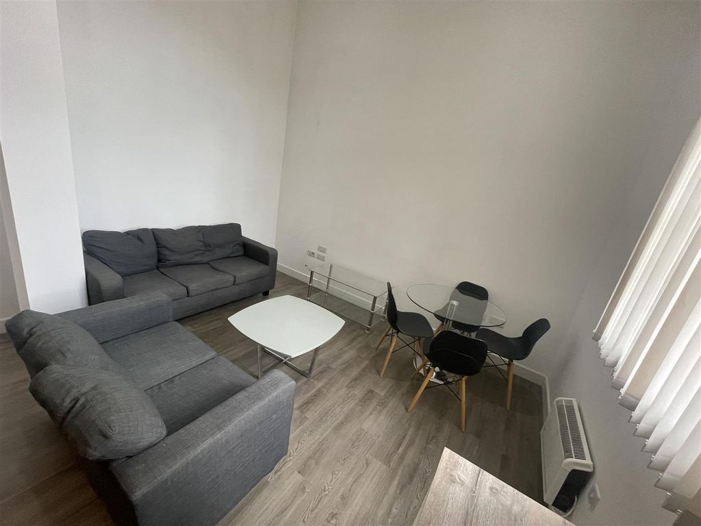 Property photo 3 of 11 Img_0614.Jpg