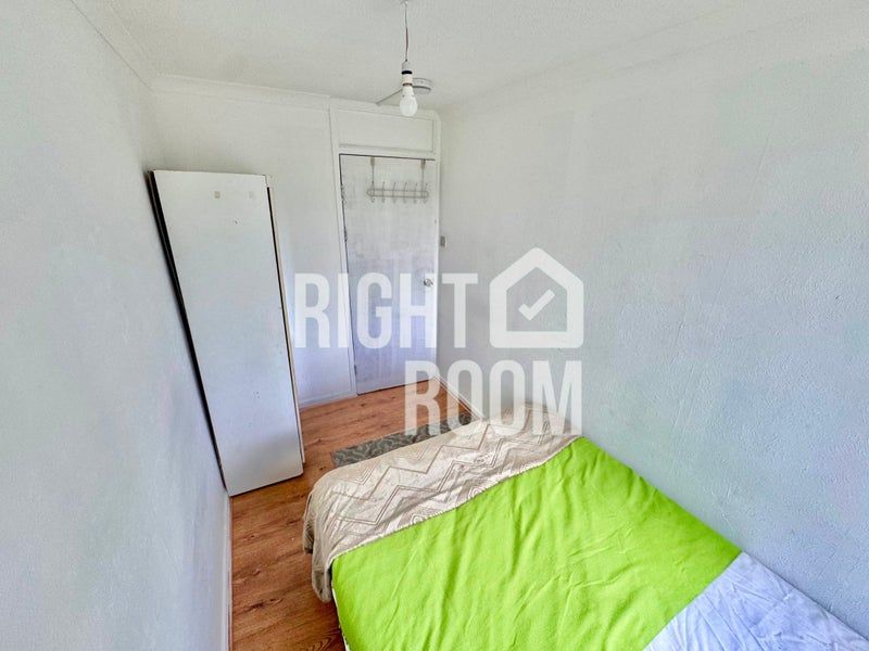 Property photo 3 of 5