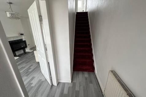 Property photo 3 of 13 83081_Mslr2255_Img_27_0000_Max_476x317