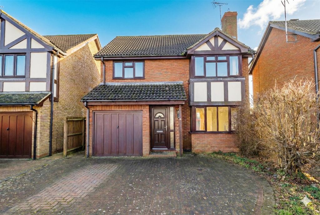 Property photo 1 of 13 Exteriors (2).Jpg