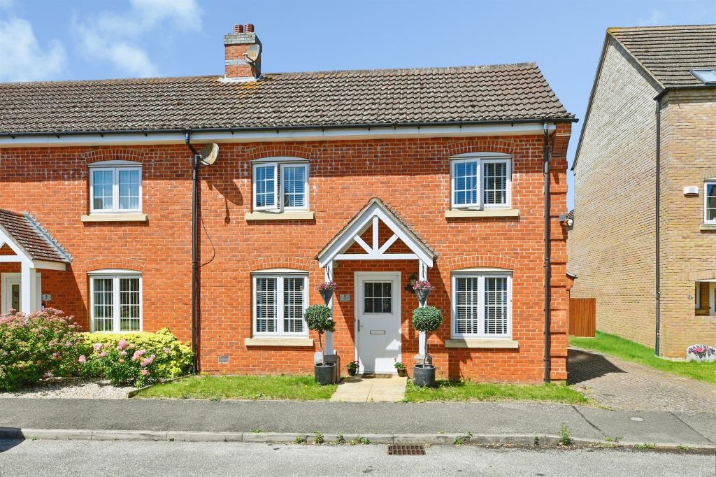 Property photo 1 of 18