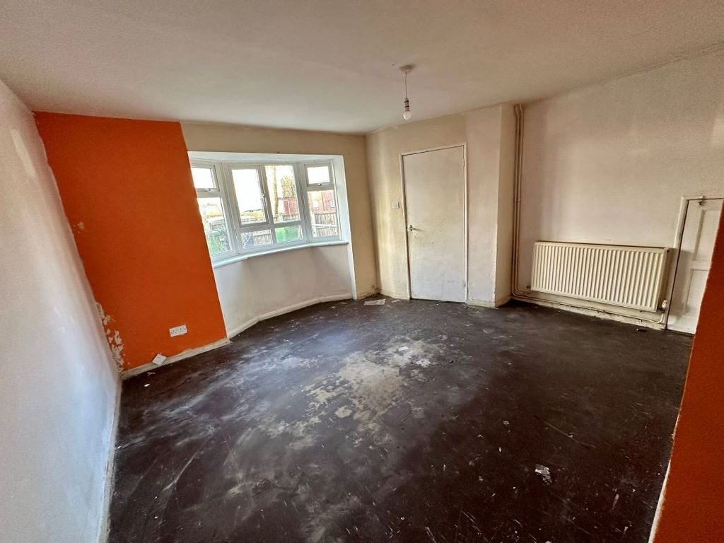 Property photo 3 of 10 Image 3