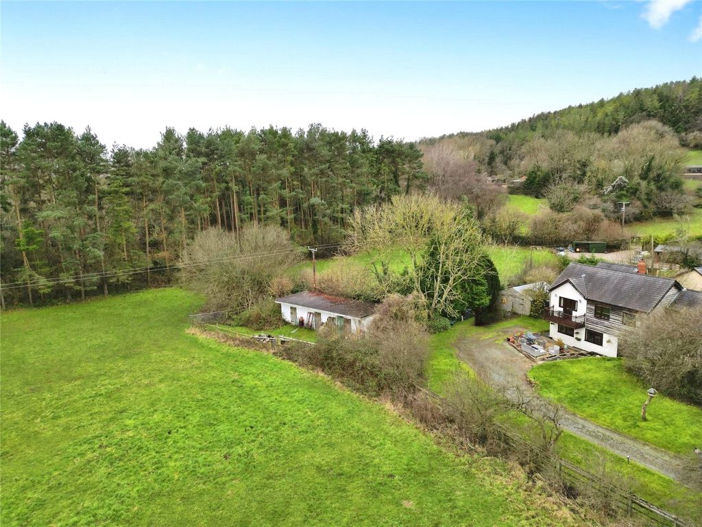 Property photo 1 of 19 Description